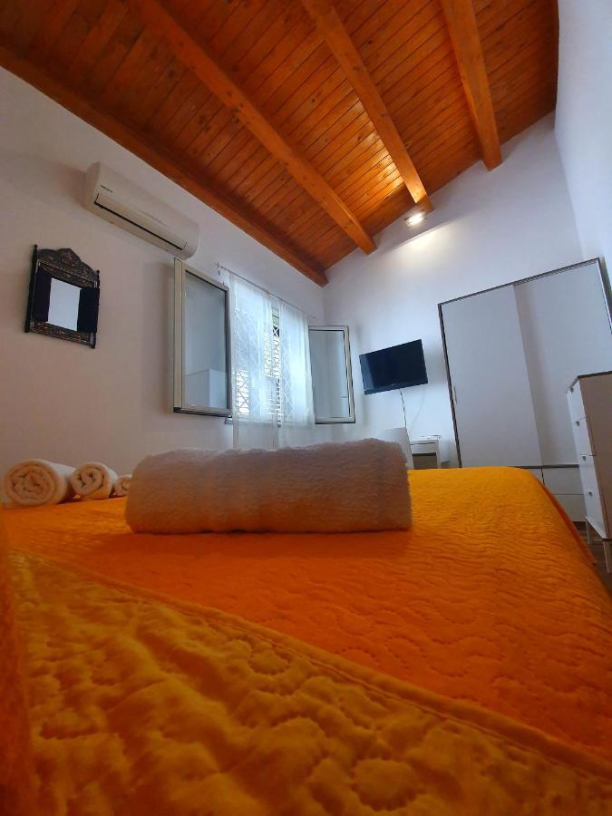 Normanni Homes Палермо Екстериор снимка